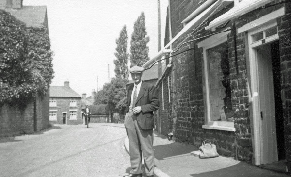 Reuben Howes outside Edgar’s, Parsons Street, Woodford Halse