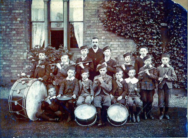 Woodford Halse Drum & Fife Band, taken early 1900s
